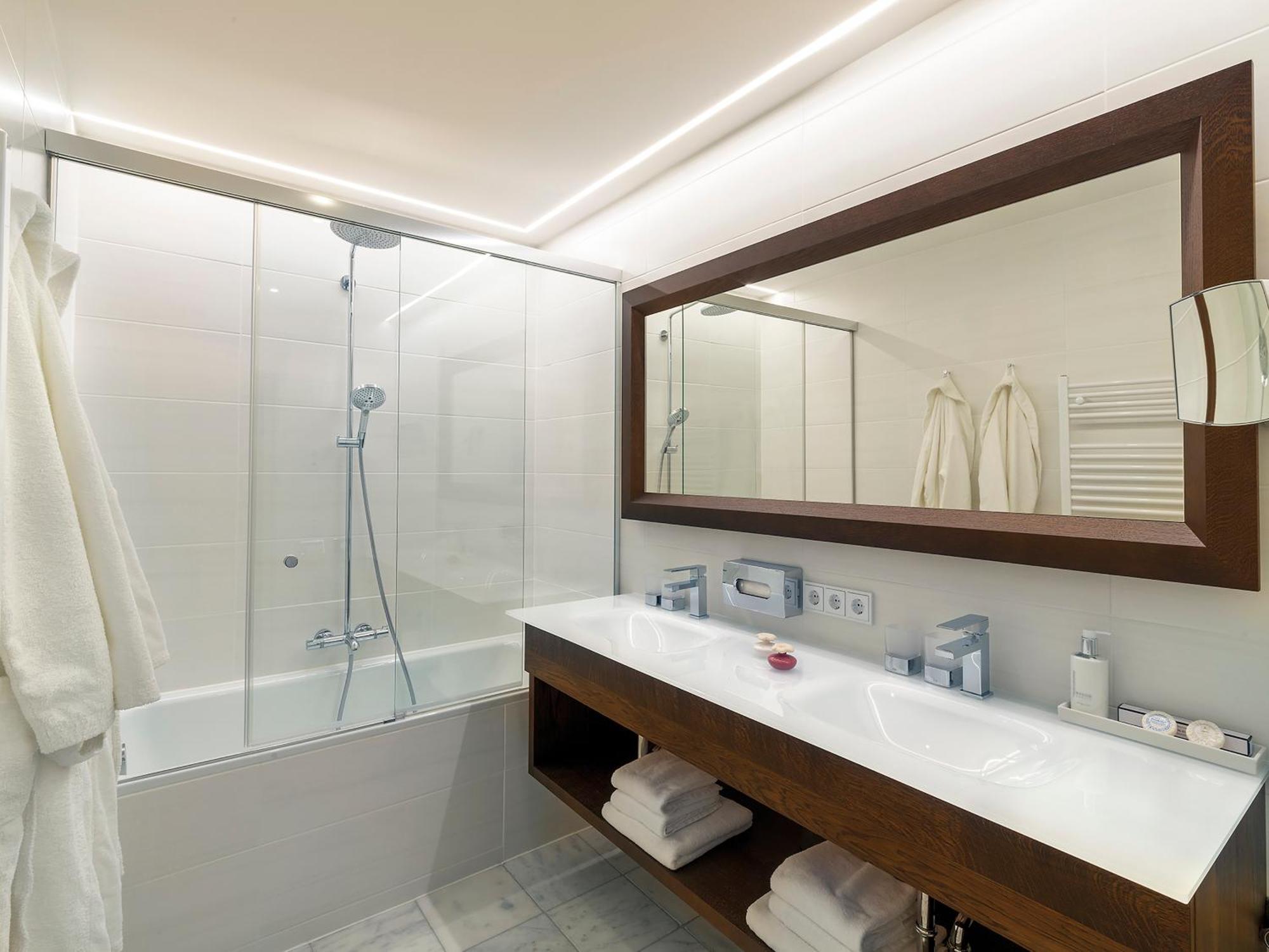 אלפנדורף Hotel Zinnkrugl מראה חיצוני תמונה